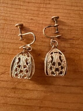Antique screwed back Filigree Clip-On Drop Earrings — Gold Tone copper tin